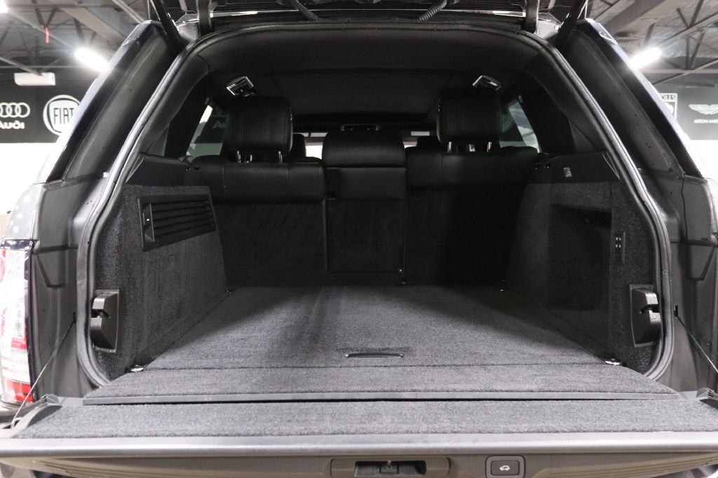 2016 Land Rover Range Rover Image 25