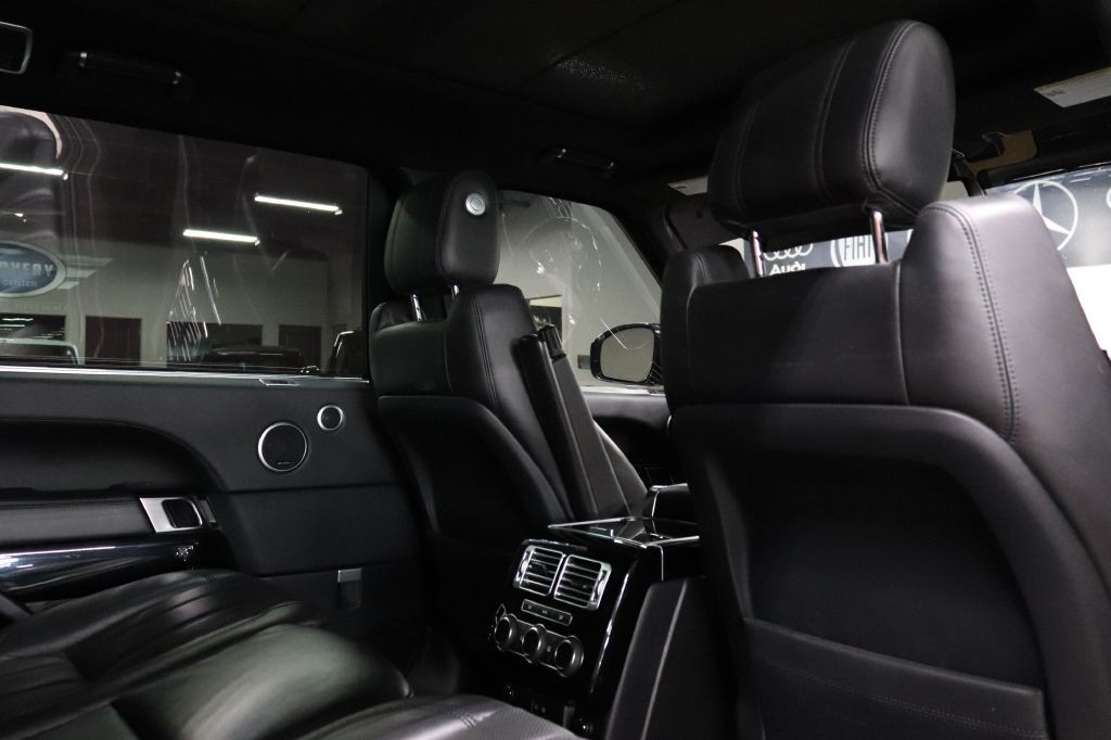 2016 Land Rover Range Rover Image 27