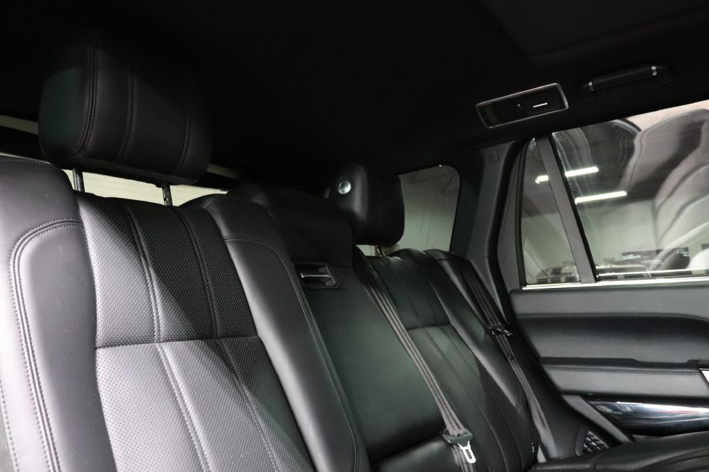 2016 Land Rover Range Rover Image 28