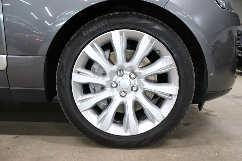 2016 Land Rover Range Rover Image 36