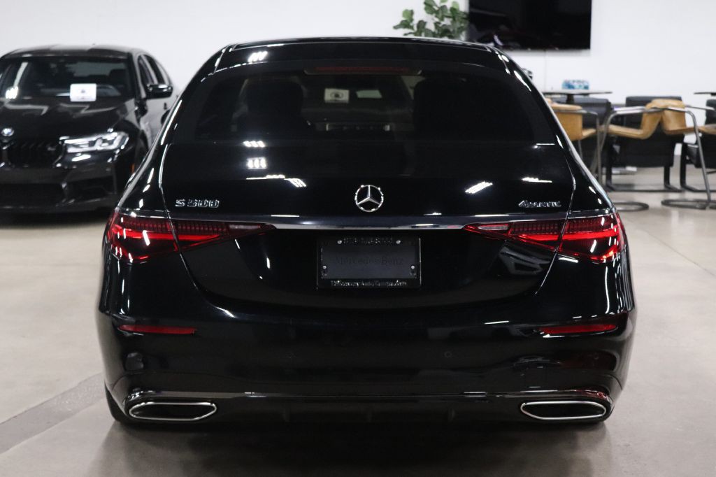 2023 Mercedes-Benz S-Class Image 4