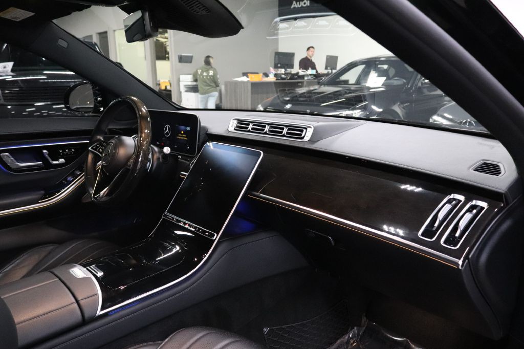 2023 Mercedes-Benz S-Class Image 25