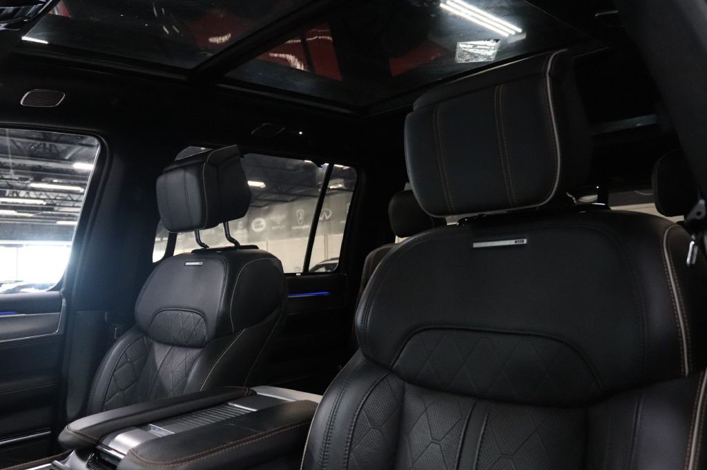 2023 Jeep Grand Cherokee Image 12