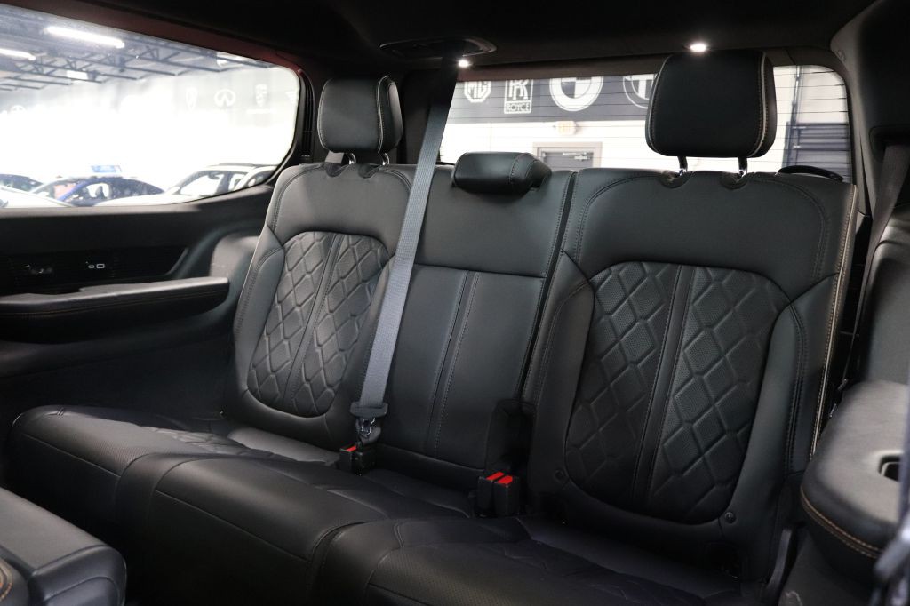 2023 Jeep Grand Cherokee Image 19