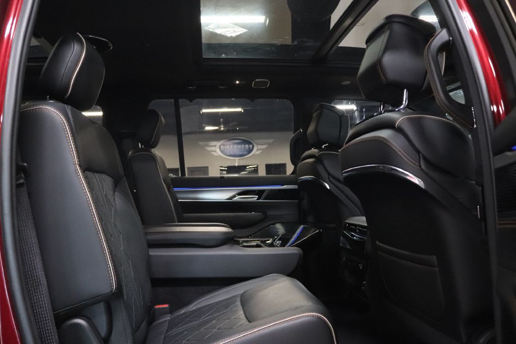 2023 Jeep Grand Cherokee Image 21