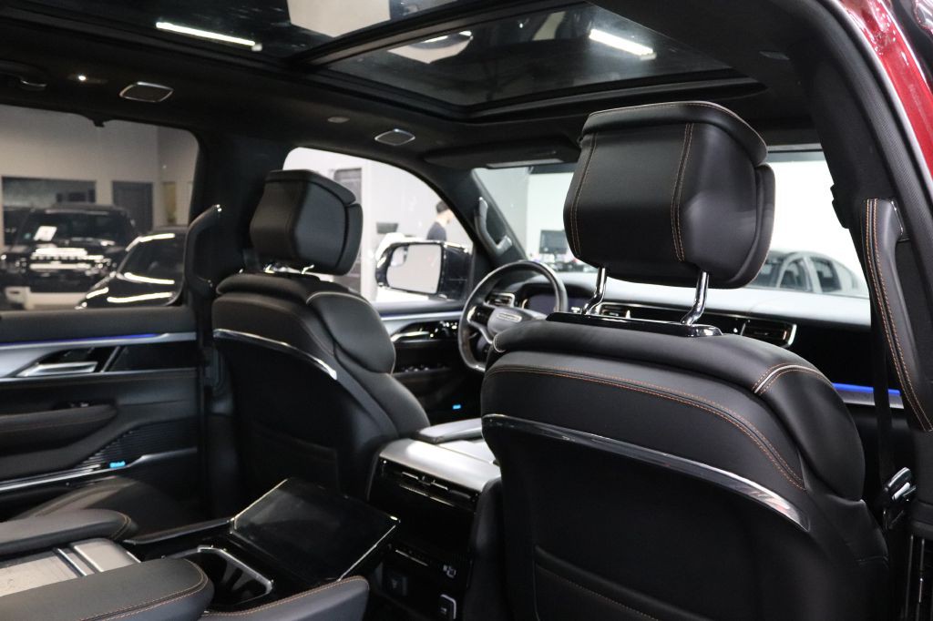 2023 Jeep Grand Cherokee Image 23