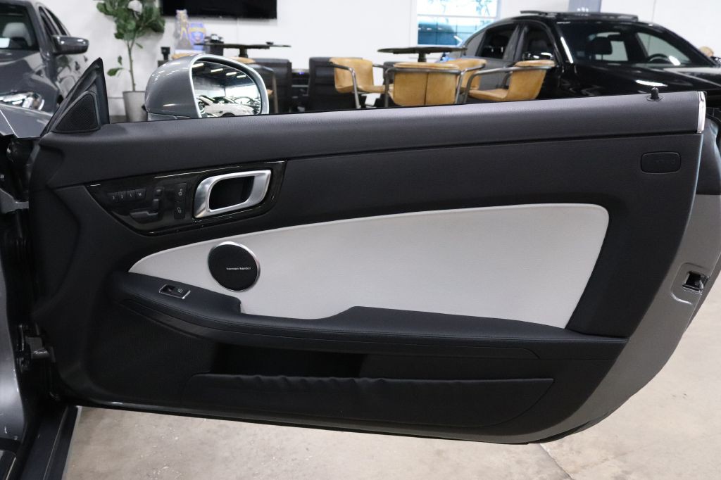 2015 Mercedes-Benz SLK-Class Image 21