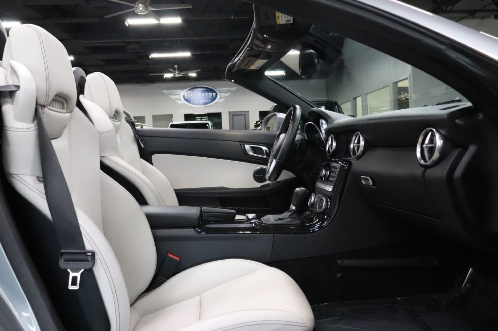 2015 Mercedes-Benz SLK-Class Image 22