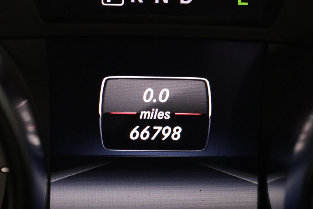 2015 Mercedes-Benz SLK-Class Image 34