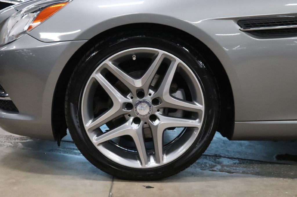 2015 Mercedes-Benz SLK-Class Image 35
