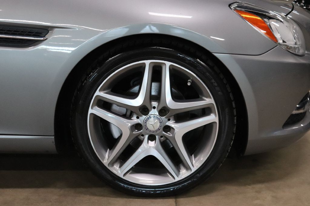 2015 Mercedes-Benz SLK-Class Image 38