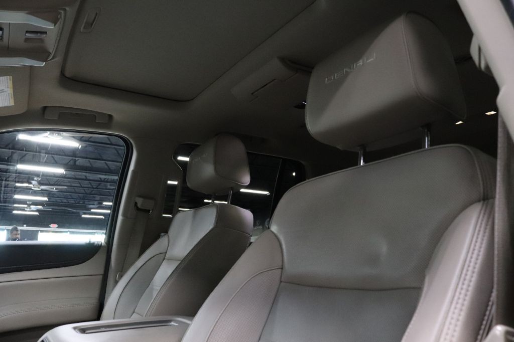 2019 GMC Yukon Image 11