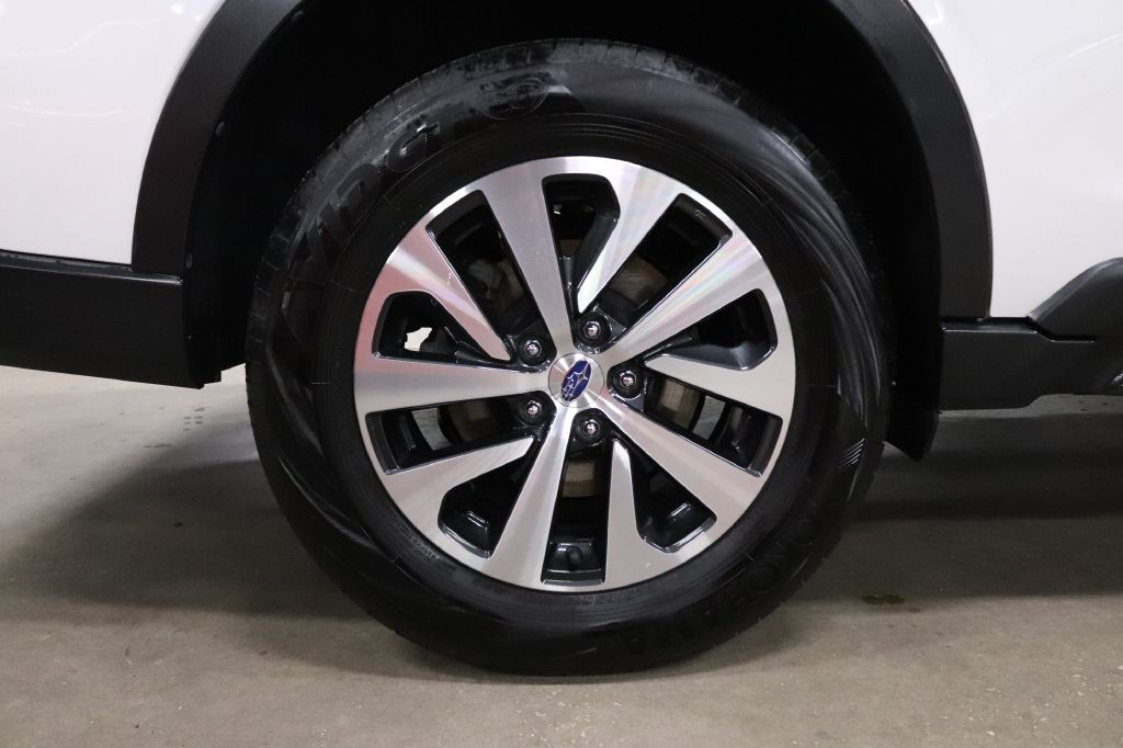 2020 Subaru Outback Image 32