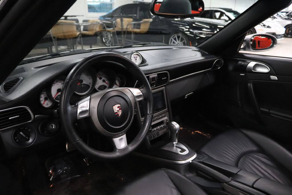 2006 Porsche 911 Image 19