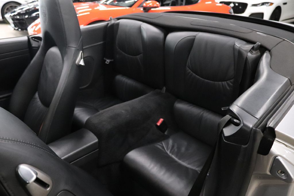2006 Porsche 911 Image 20