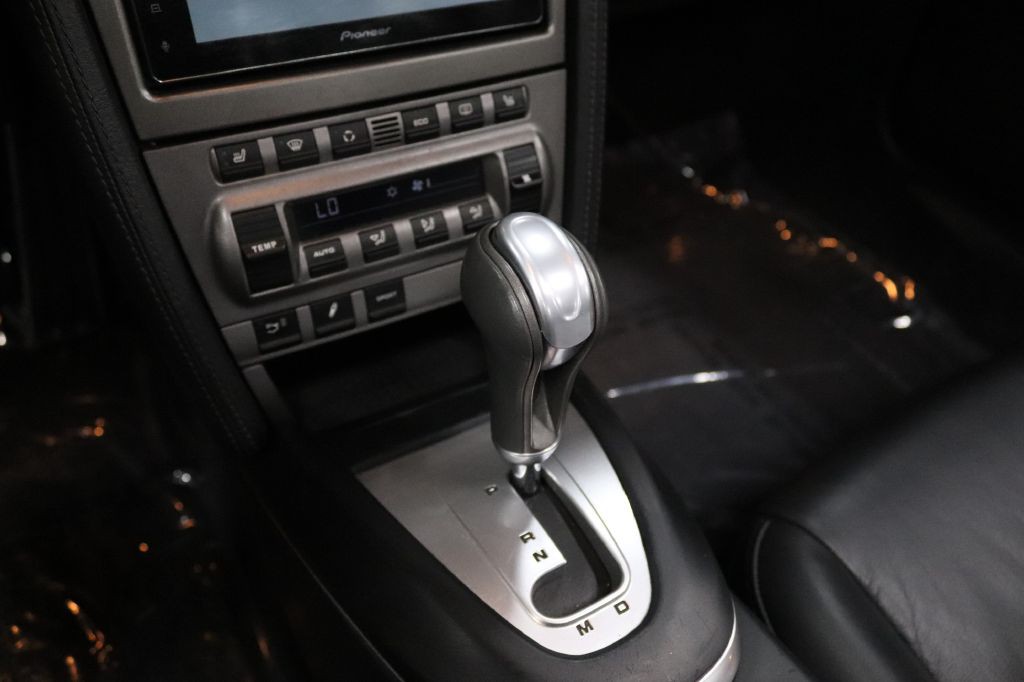 2006 Porsche 911 Image 29