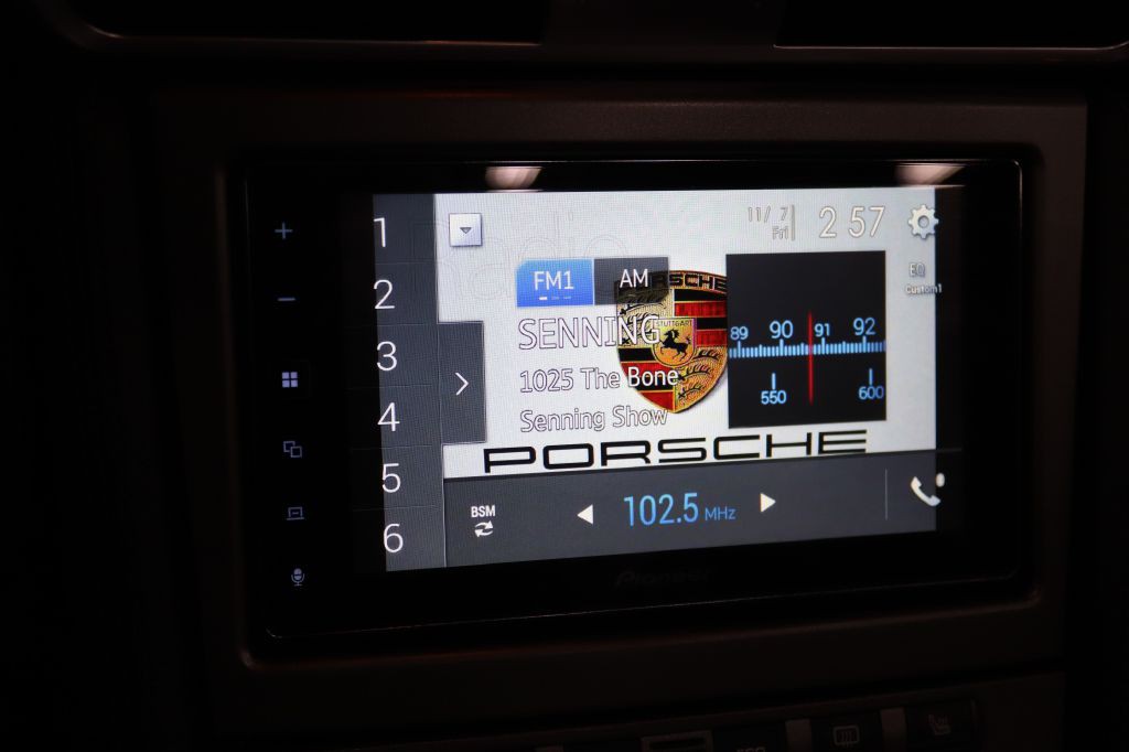 2006 Porsche 911 Image 30