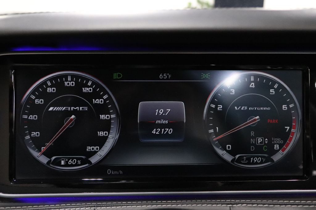 2017 Mercedes-Benz S-Class Image 35