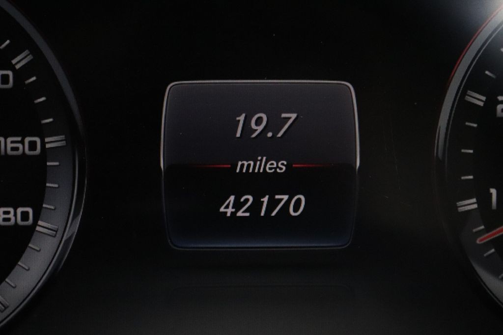 2017 Mercedes-Benz S-Class Image 36