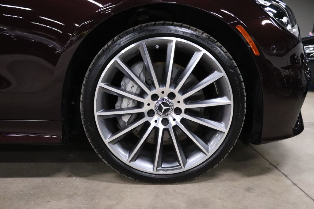 2022 Mercedes-Benz E-Class Image 40