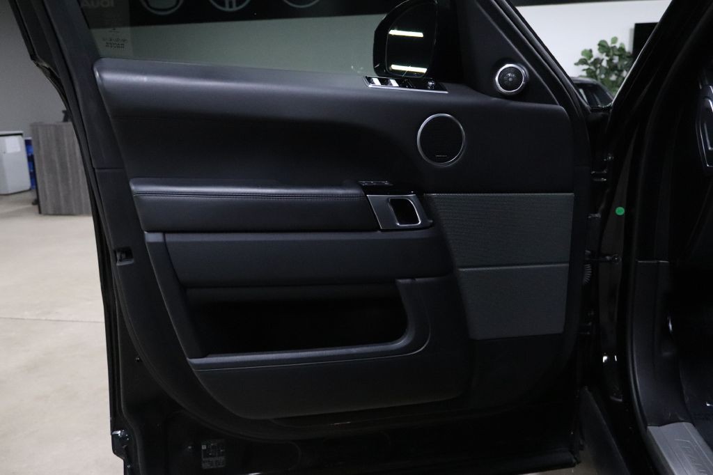 2020 Land Rover Range Rover Sport Image 9