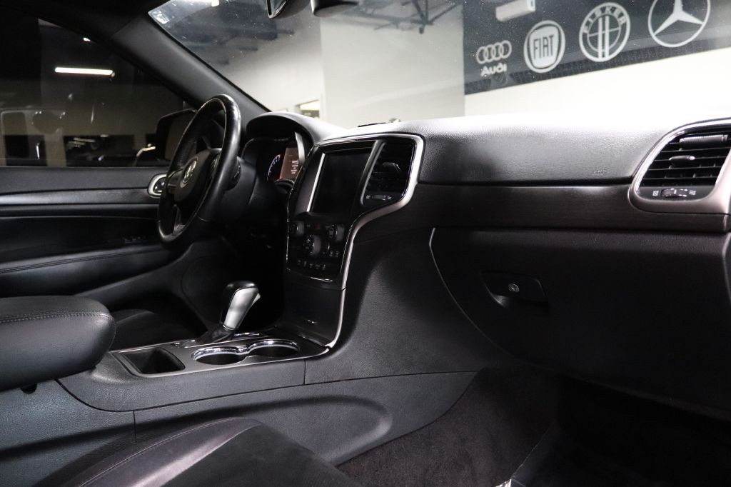 2018 Jeep Grand Cherokee Image 28