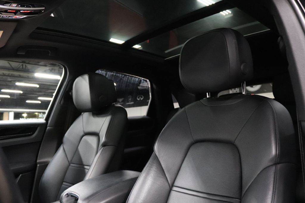 2019 Porsche Cayenne Image 11