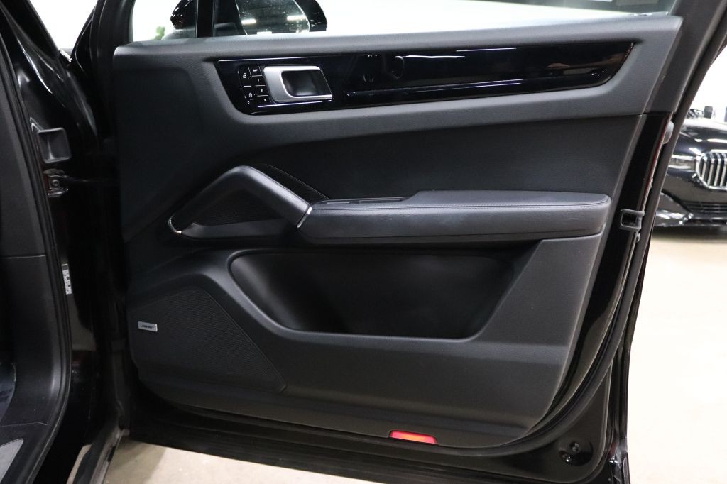 2019 Porsche Cayenne Image 22