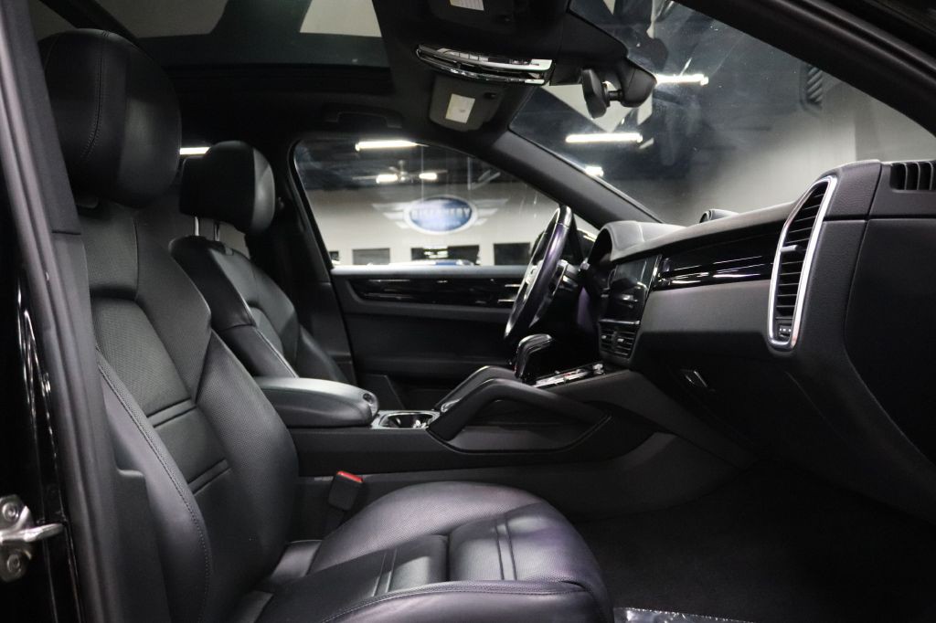2019 Porsche Cayenne Image 23
