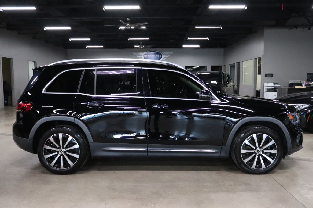 2021 Mercedes-Benz GLB Image 7