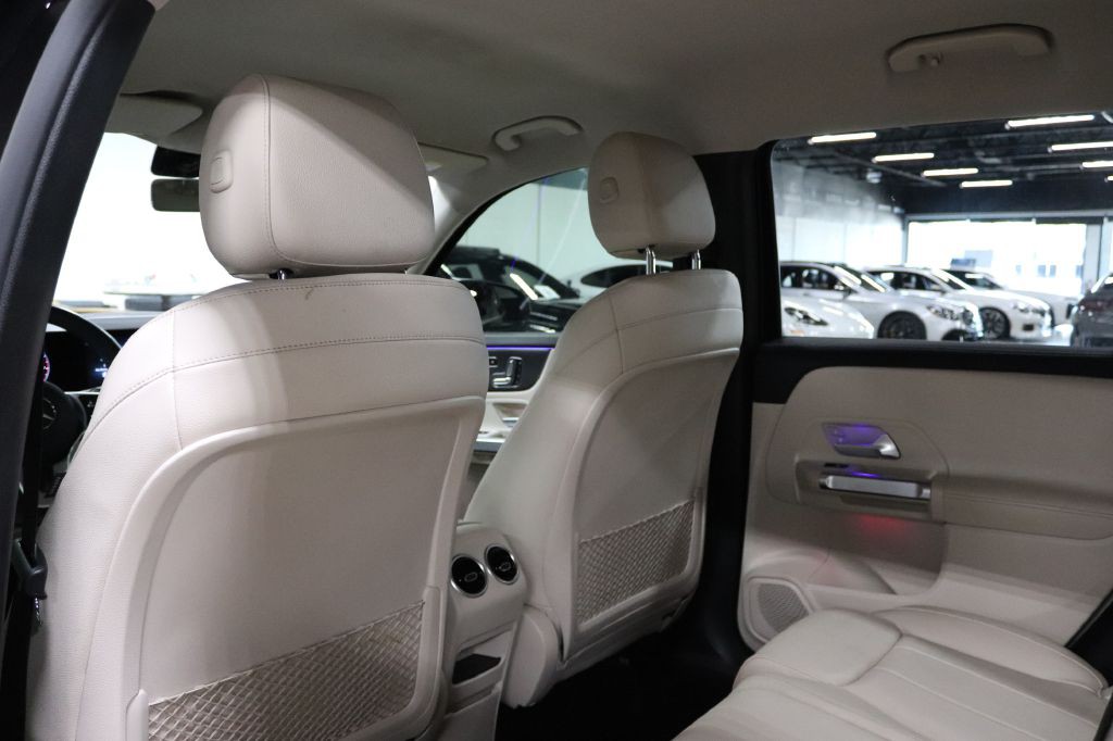2021 Mercedes-Benz GLB Image 17