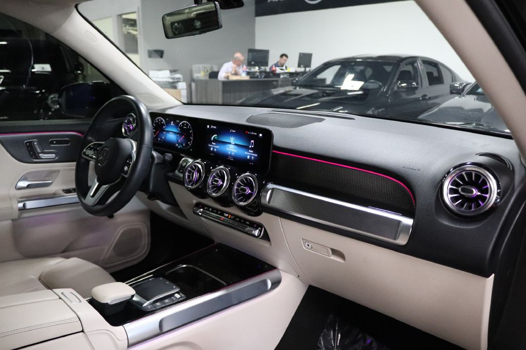 2021 Mercedes-Benz GLB Image 26