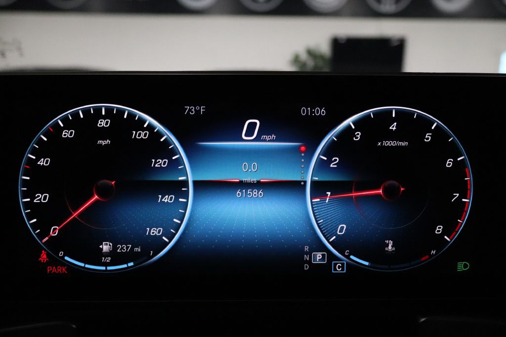 2021 Mercedes-Benz GLB Image 36