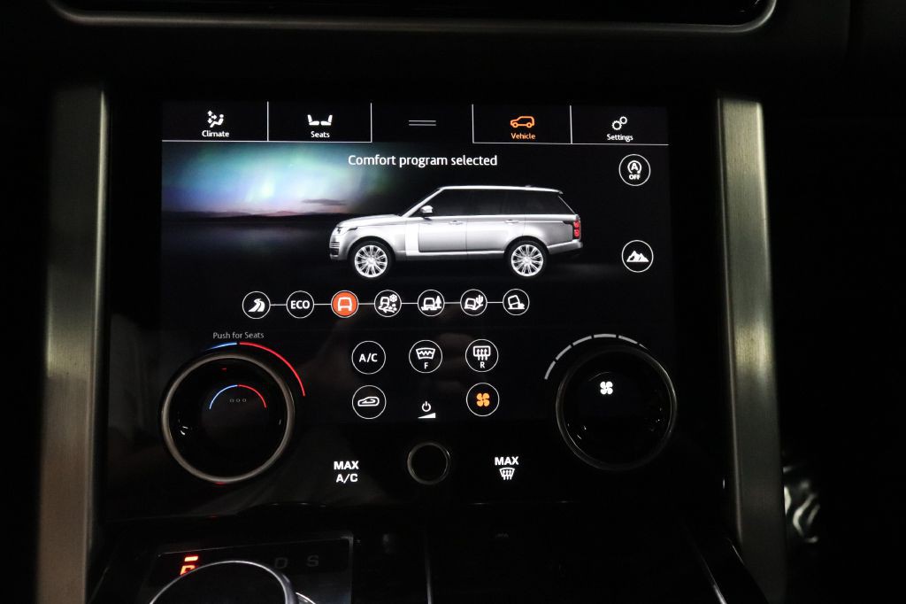 2019 Land Rover Range Rover Image 17