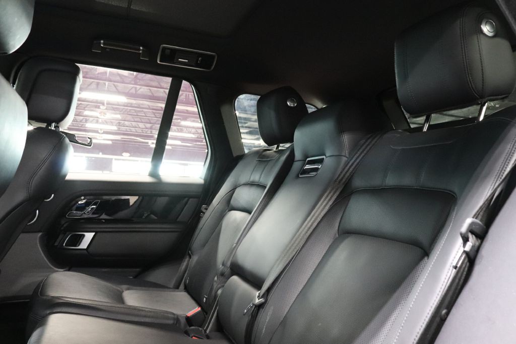 2019 Land Rover Range Rover Image 24