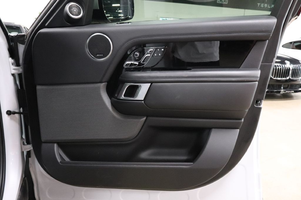 2019 Land Rover Range Rover Image 30
