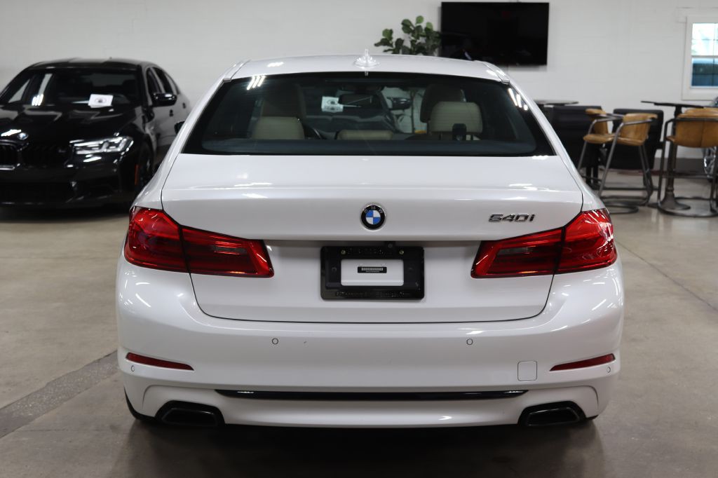 2019 BMW 5 Series Image 4