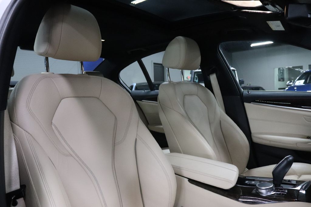 2019 BMW 5 Series Image 24
