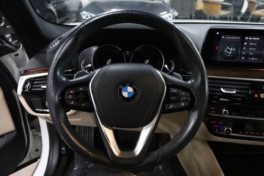 2019 BMW 5 Series Image 27