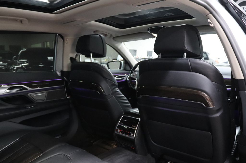 2020 BMW 7 Series Image 21