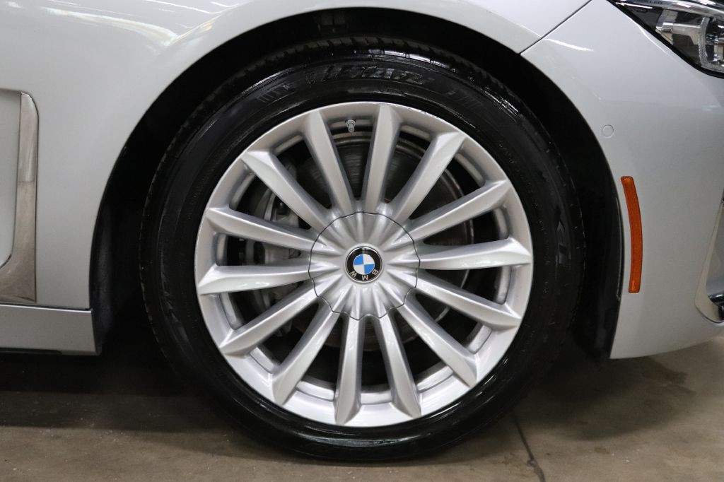 2020 BMW 7 Series Image 41