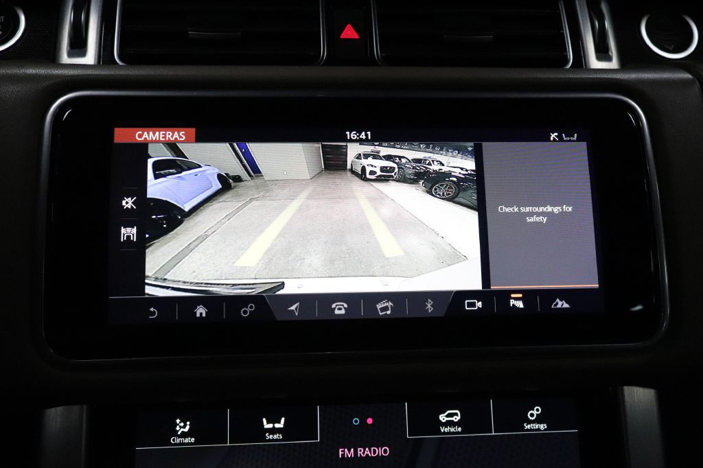 2022 Land Rover Range Rover Image 16