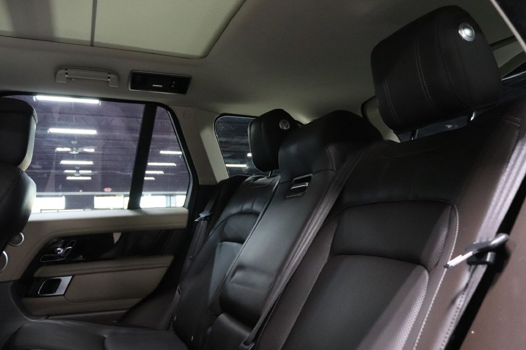 2022 Land Rover Range Rover Image 24