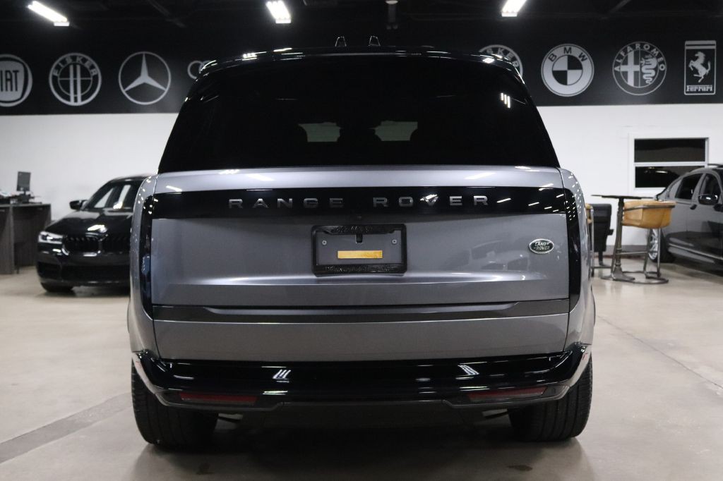 2023 Land Rover Range Rover Image 4