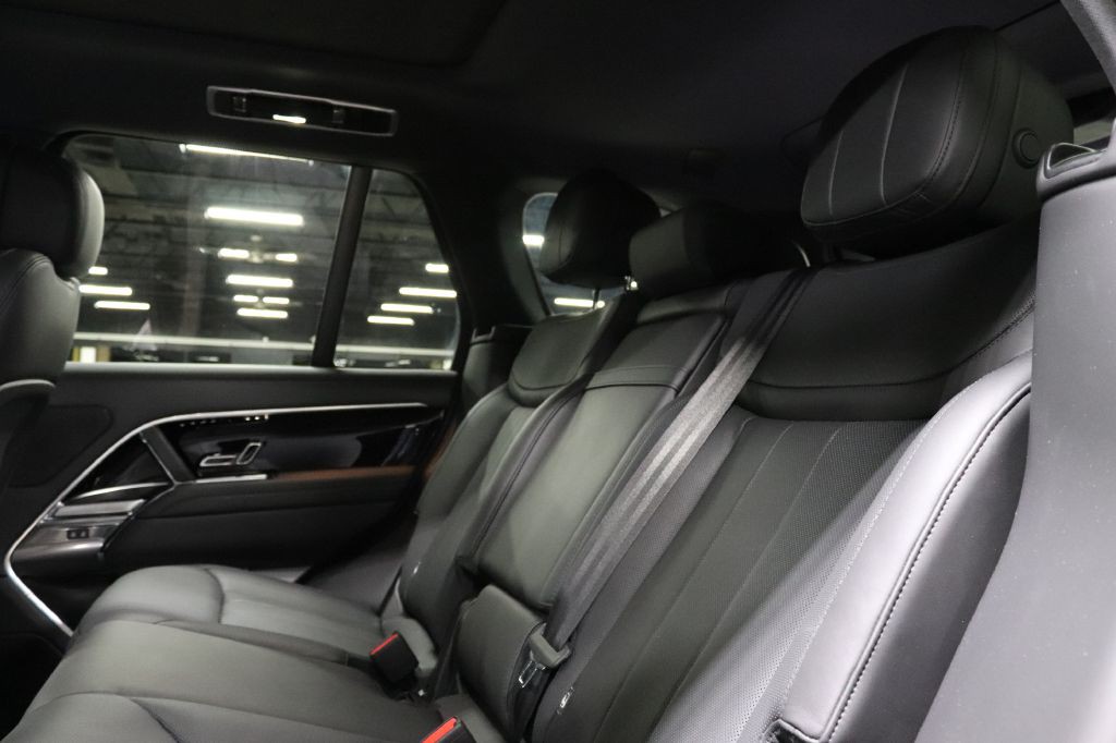 2023 Land Rover Range Rover Image 23
