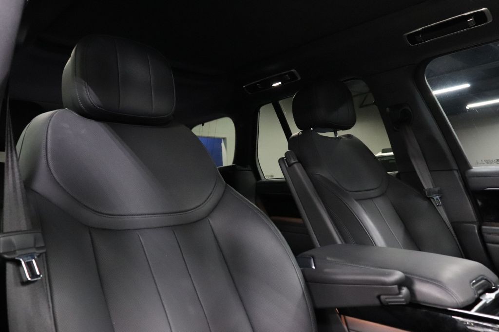 2023 Land Rover Range Rover Image 32