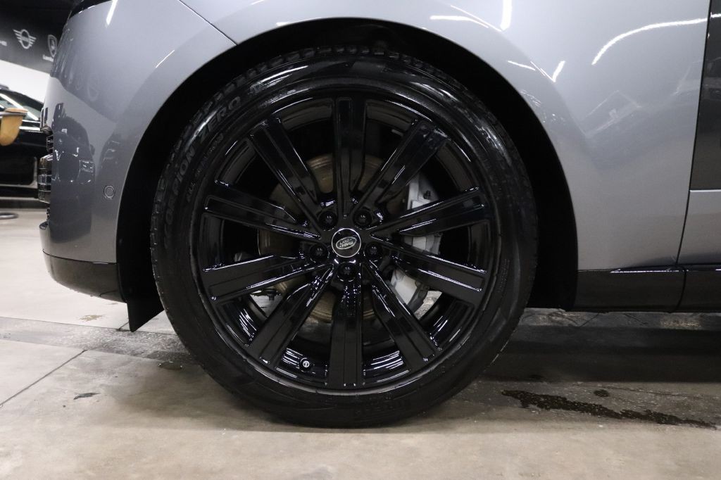 2023 Land Rover Range Rover Image 34