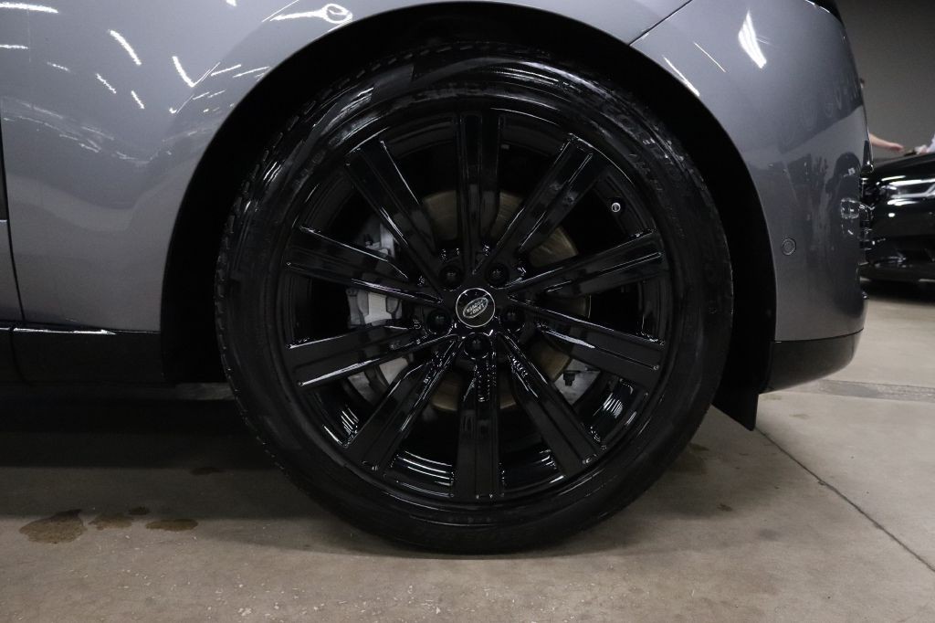 2023 Land Rover Range Rover Image 35