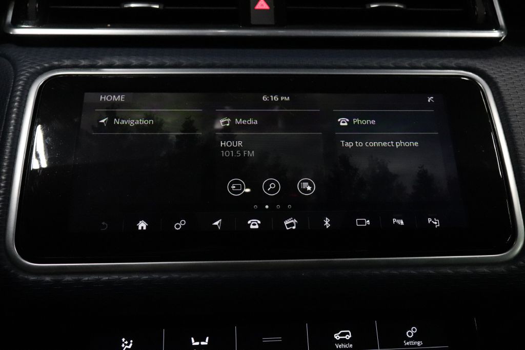 2019 Land Rover Range Rover Image 14