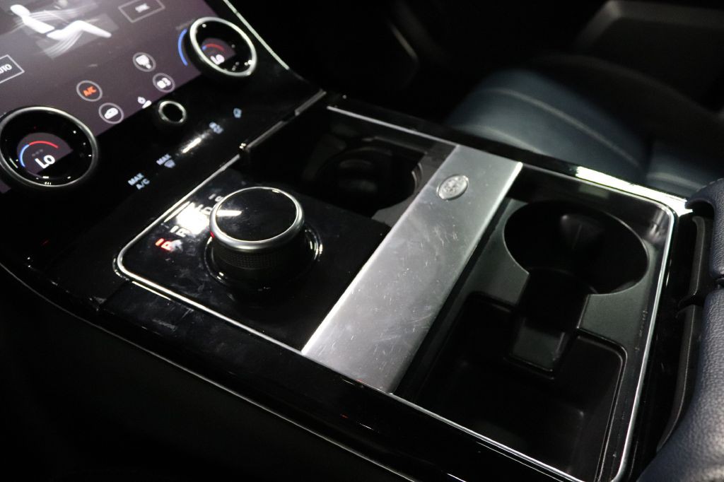 2019 Land Rover Range Rover Image 19